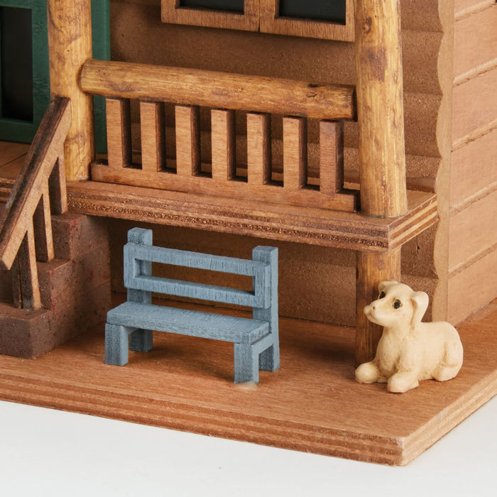 Log Cabin Birdhouse