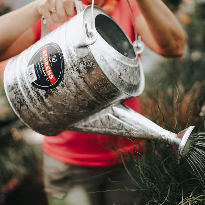 HOT DIPPED STEEL WATERING CAN
