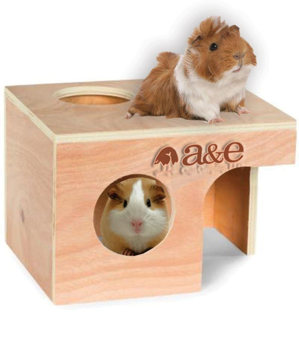 NIBBLES GUINEA PIG HUT