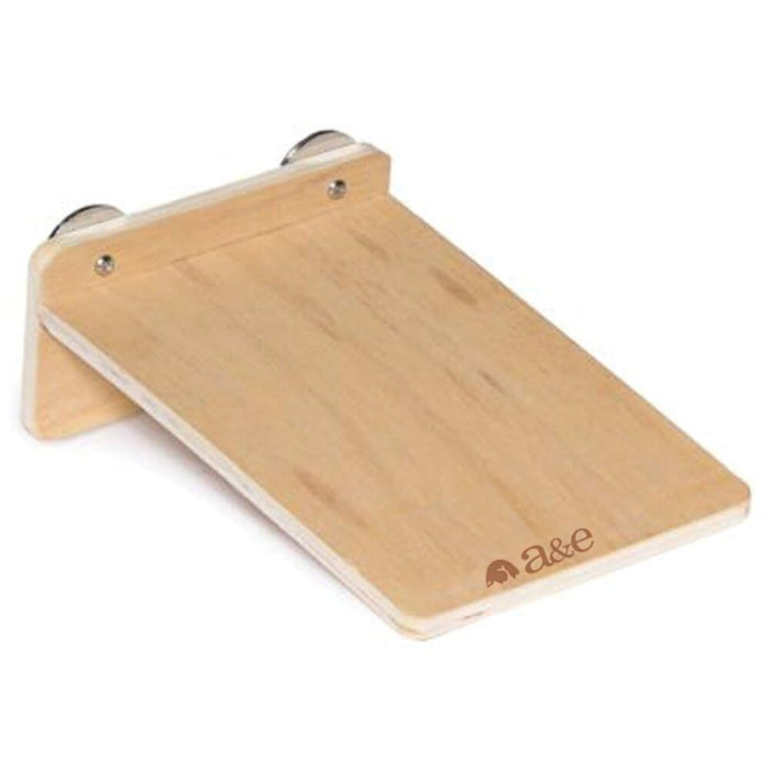 NIBBLES WOODEN PLATFORM
