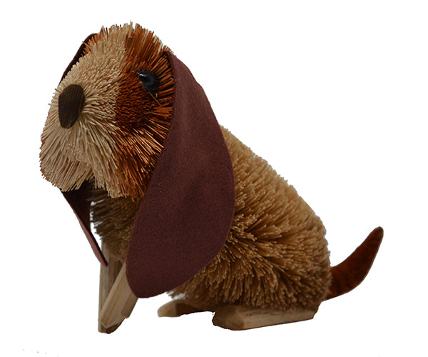 9 inch Brushart Sitting Bassett Dog