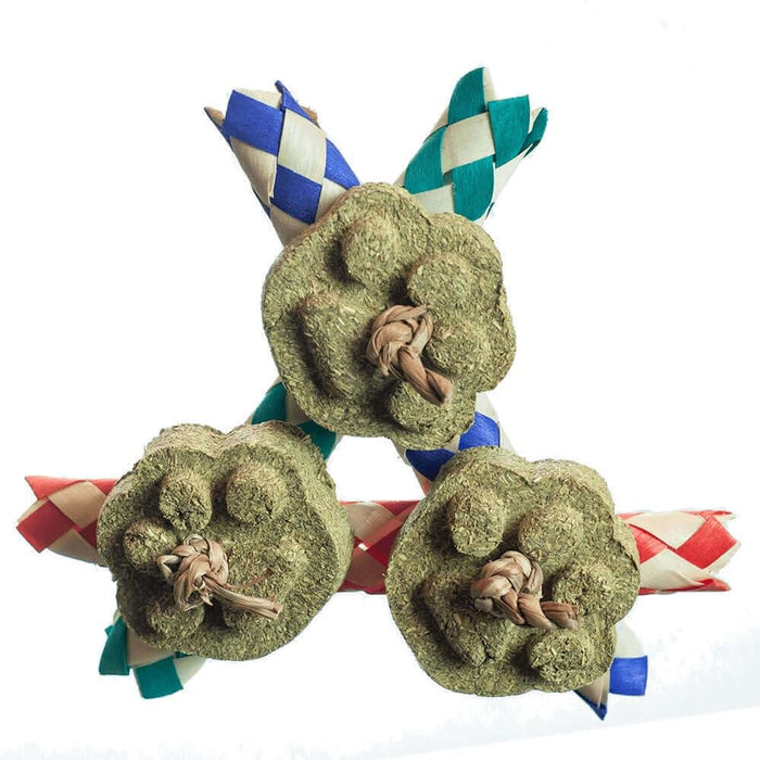 NIBBLES TIMOTHY HAY CHEWS W/PAPER FINGER TRAPS